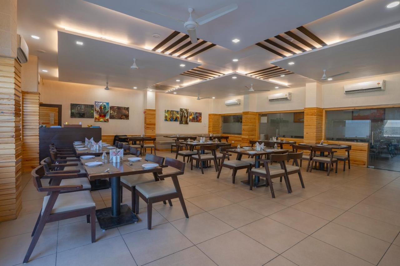 Hotel Stay Casa Bhopal Buitenkant foto