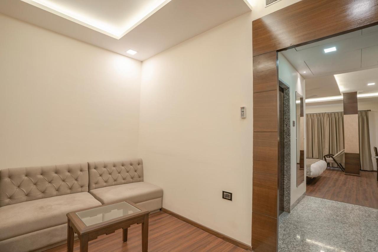 Hotel Stay Casa Bhopal Buitenkant foto